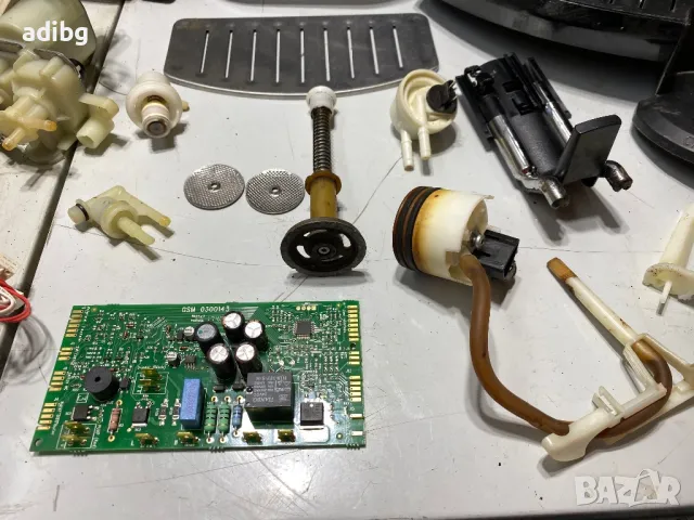 Евтини Части - Krups EA81 Черен без дисплей, снимка 4 - Кафемашини - 49817949