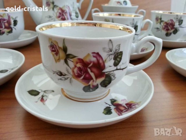 Руски порцеланов сервиз за чай , снимка 2 - Антикварни и старинни предмети - 30295651