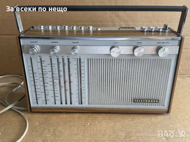 Старо немско радио Telefunken Atlanta de luxe, снимка 3 - Радиокасетофони, транзистори - 55951923