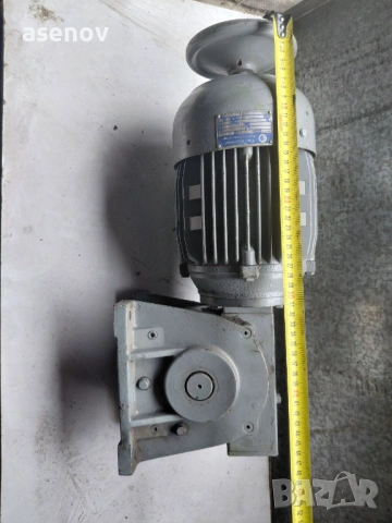 червячен редуктор