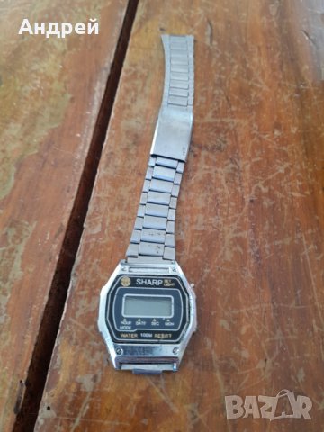 Стар електронен часовник Sharp
