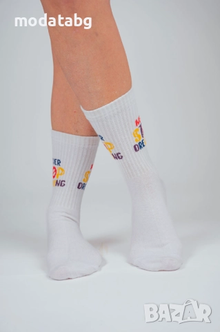 Чорапи със спортен ластик и надпис NEVER STOP DREAMING, снимка 2 - Дамски чорапи - 46606486