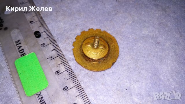 ТРЕТИ РАЗРЯД Стара СПОРТНА ЕМАЙЛИРАНА НРБ СОЦ ЗНАЧКА на ВИНТ 34233, снимка 4 - Колекции - 38970028