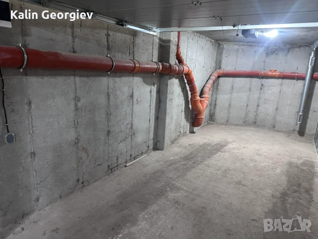 Гараж под наем в идеален център, снимка 6 - Гаражи и паркоместа - 54352272