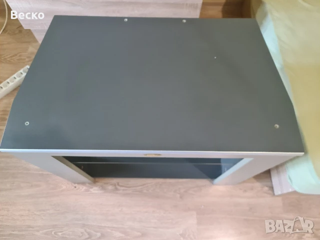 телевизионна маса, снимка 2 - Маси - 50503533