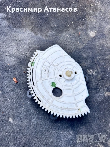 113800-2800PLS. Моторче клапи парно за Тойота Авенсис T27., снимка 2 - Части - 51387259