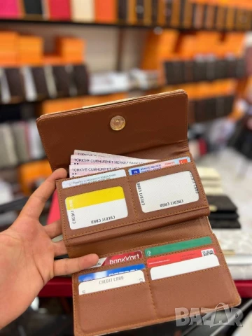 портмонета в кутия coach , снимка 7 - Портфейли, портмонета - 51270681