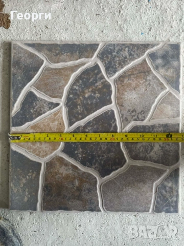 Продавам подови плочки Kai с размер 33х33 см. - 30 бройки 9.9 m2, снимка 3 - Гранитогрес и плочки - 54209325