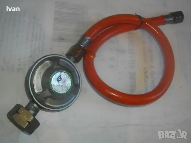 30 mbar РЕДУЦИР ВЕНТИЛ ЗА ГАЗ ПРОПАН-БУТАН С МАРКУЧ 26см с захватни гайки М14, снимка 2 - Други инструменти - 48318796