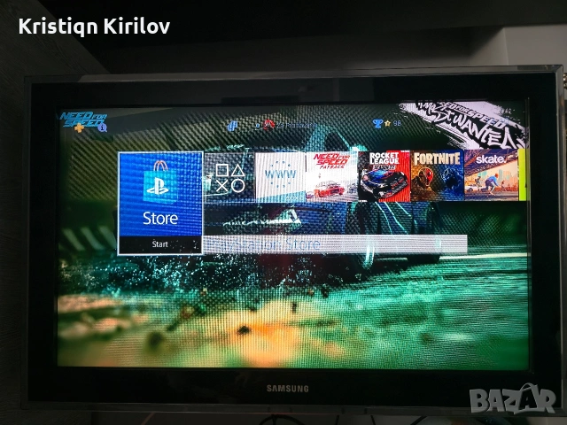 PS4 PRO 1TB + 2 Джойстика + Стойка + ТОП Игри (FIFA22, TopSpin 25, It Takes Two, снимка 3 - PlayStation конзоли - 54180773