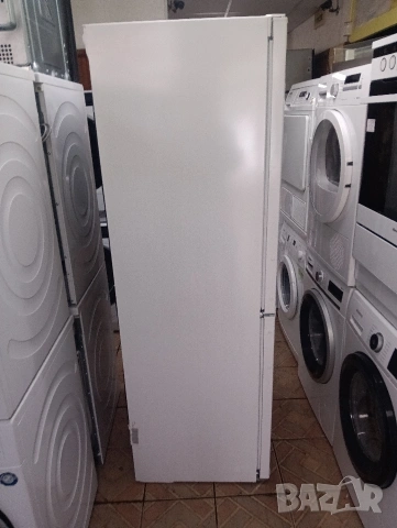 Комбиниран хладилник с фризер Liebherr с 2 години гаранция!, снимка 6 - Хладилници - 53064816