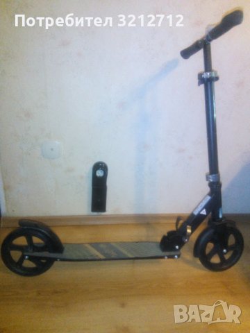 Тротинетка- АЛУМИНИЕВА., снимка 2 - Скейтборд, ховърборд, уейвборд - 38667846