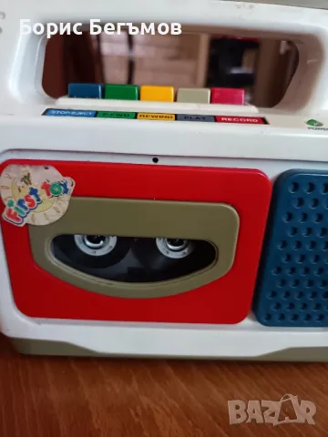 Винтидж касетофон Youthtronics Boom Box Cassette Player & Recorder, снимка 6 - Други - 49959366