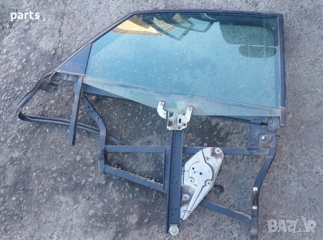 Заден Десен Стъклоповдигач и Стъкло Ауди A6 C6 4F (1), снимка 2 - Части - 48736266