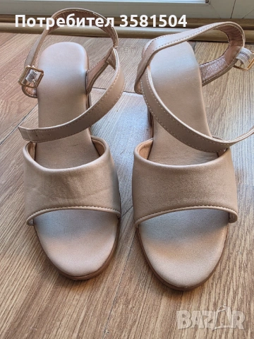 Дамски обувки с ток