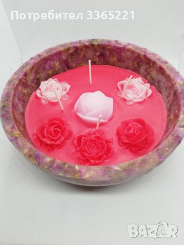 Голяма свещ , снимка 2 - Декорация за дома - 44431866