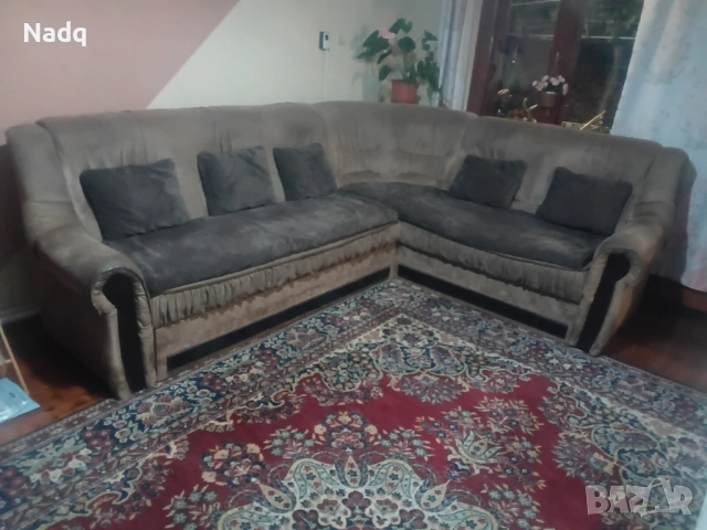 Диван , снимка 2 - Дивани и мека мебел - 52429602