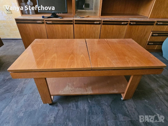 ПОДАРЯВА СЕ - ЛОВЕЧ