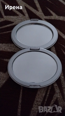 Нови чехли 37 номер с подарък двойно огледалце с капаче, снимка 5 - Чехли - 50713081