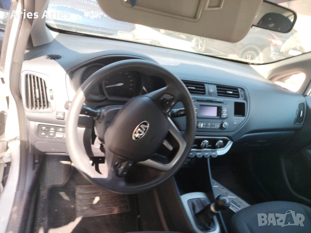 Kia Rio 1,3 i , Кия Рио на части! Май 2013, снимка 8 - Автомобили и джипове - 53891334