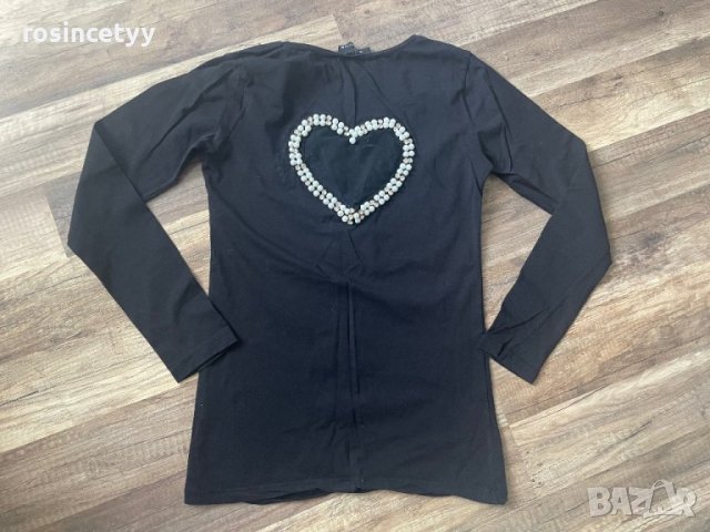 Черна блуза с перли , снимка 2 - Блузи с дълъг ръкав и пуловери - 42054289
