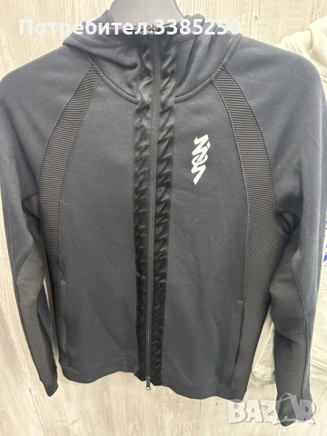 Nike Jordan Zion, снимка 6 - Суичъри - 56356643