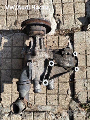 Водна помпа за Голф 3 Пасат Венто Golf 3 Passat Vento Jetta/ 037 121 013 A/037121013A