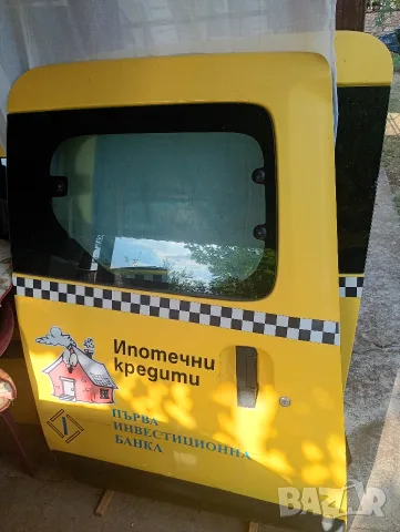 Продавам оборудвани врати за Дачия Докер 