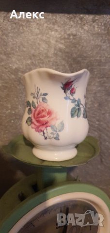  Roy Kirkham English Rose Fine Bone China Красива порцеланова каничка–Отлична!, снимка 5 - Сервизи - 30598720