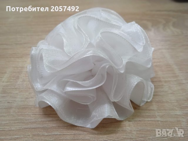 Цветя сатен и органза 8,5 см, снимка 2 - Изкуствени цветя - 31421376