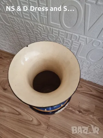 Амфорна Ваза ръчно рисувана Порцеланова , снимка 5 - Вази - 47323383