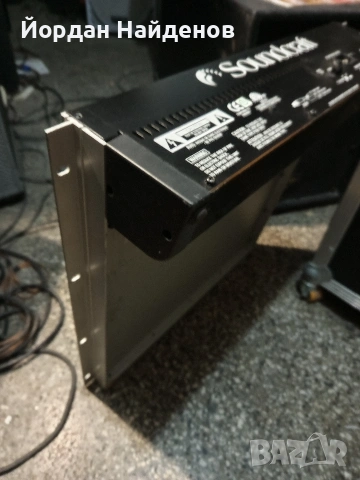 SAYNDCRAFT MIXER SPIRIT M 8 за ВРАЖДАНЕ ВАВ КЕИС РАБОТЕЩТ ОРЕГИНАЛНИ. СЪСТОЯНИЕ , снимка 8 - Ресийвъри, усилватели, смесителни пултове - 54052669
