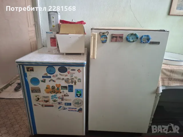 Два броя хладилници за части 