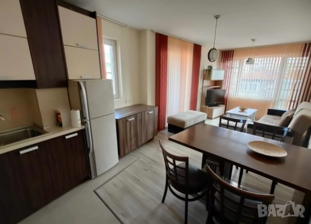 Тристаен апартамент под наем в Центъра на Пловдив