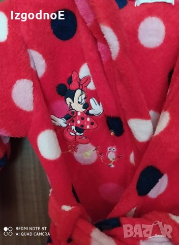 104 Страхотен халат на дисни с Мини Маус, снимка 2 - Хавлии и халати - 29135292
