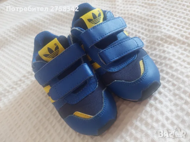 детски маратонки Adidas, снимка 3 - Детски маратонки - 55953396