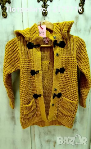 Детска жилетка, снимка 1 - Детски пуловери и жилетки - 36777732