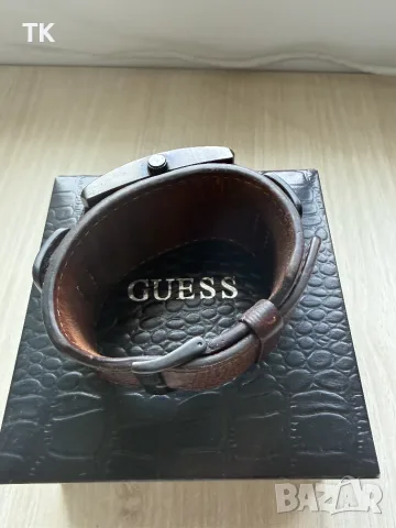 Продавам мъжки часовник Guess (U10573G1) – Пълен комплект, с нова батерия!, снимка 4 - Мъжки - 55865332