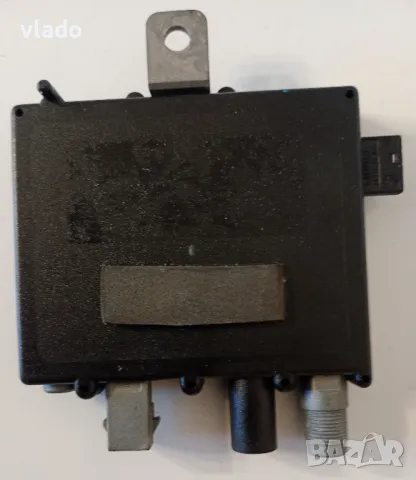 Усилватал антена BMW X5 6 906 070, снимка 2 - Части - 48725750