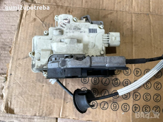 Брава Предна Дясна Врата 8J1837016A Porsche Cayenne 3.0D 92A/EG22/2012