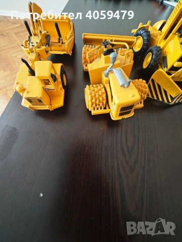 играчки JOAL - CATERPILLAR , снимка 2 - Други ценни предмети - 54156751