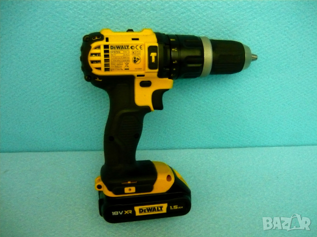 DeWALT DCD 785 - винтоверт с батерия плюс много аксесоари, снимка 4 - Винтоверти - 43764324