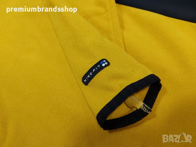 Nike vintage полар M размер , снимка 2 - Спортни дрехи, екипи - 47633963