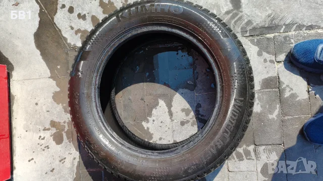 Зимни гуми Kumho Wintercraft 205/60/16, снимка 3 - Гуми и джанти - 56046741