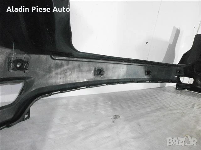 Задна броня Jeep Grand Cherokee година 2012-2016 , снимка 9 - Аксесоари и консумативи - 50471959