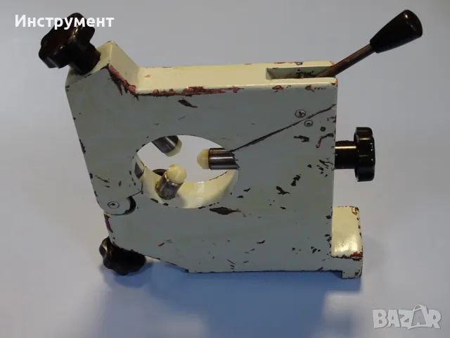 Три-опорен люнет за шлайф USSR, снимка 2 - Резервни части за машини - 49137957