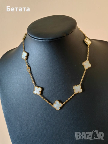 	Дамско колие с 10 детелини от бял седеф, Van Cleef & Arpels VCA, снимка 3 - Колиета, медальони, синджири - 54350536