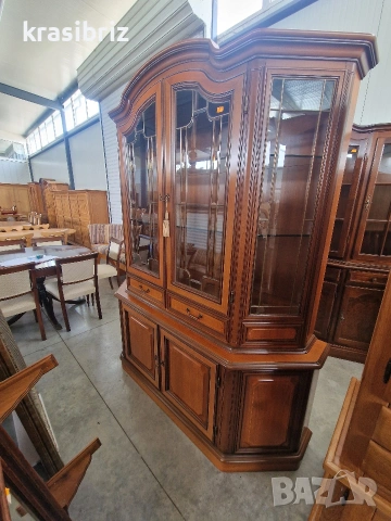 Масивна Витрина- внос от Германия! , снимка 2 - Секции и витрини - 54355088