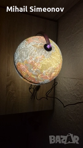 глобус със стойка и осветление., снимка 2 - Стойки, 3D очила, аксесоари - 53288857