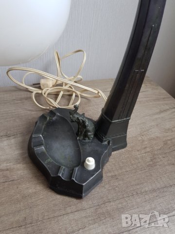 Стара настолна лампа с пепелник, снимка 4 - Антикварни и старинни предмети - 40483551
